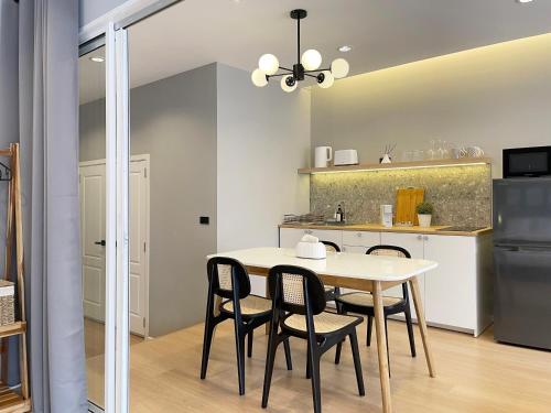 Vélin Khaosan 2nd Floor apartment with 2Bedrooms