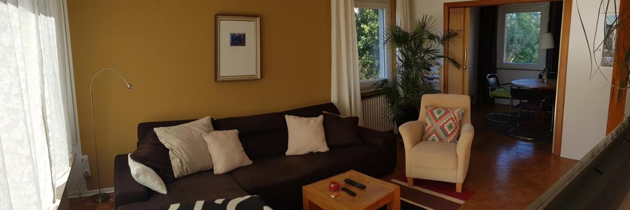 Stadtnahe Wohnung Mit Kl.Balkon Und Parkplatz — 4-Star Luxury Hotel in Oldenburg, Germany