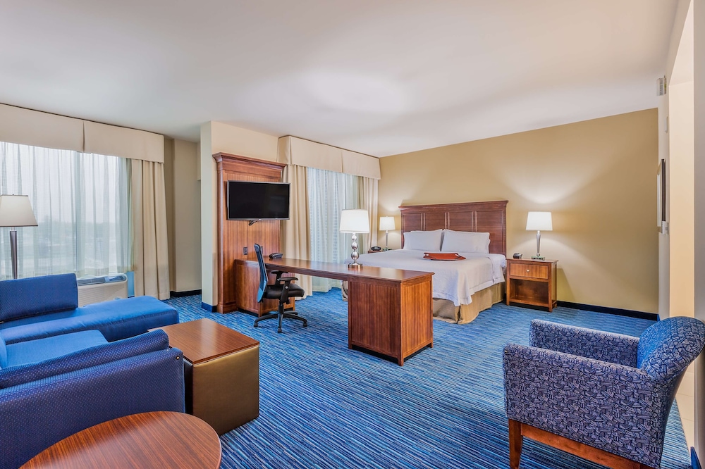 Hampton Inn & Suites Downtown Owensboro Waterfront - photo 12