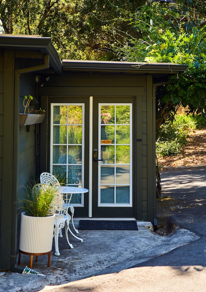 Mine and Farm The Inn at Guerneville CA - photo 19