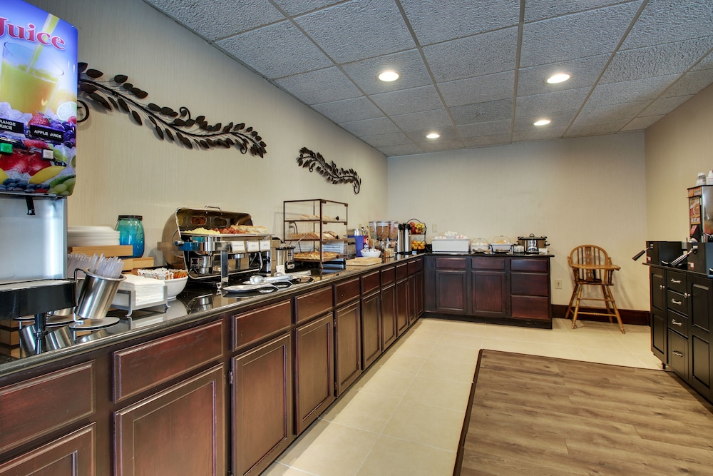 Greenfield Inn & Suites Owensboro KY Airport - photo 33