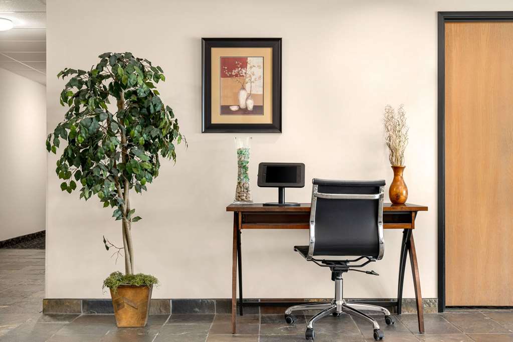 Baymont by Wyndham Fremont - photo 42