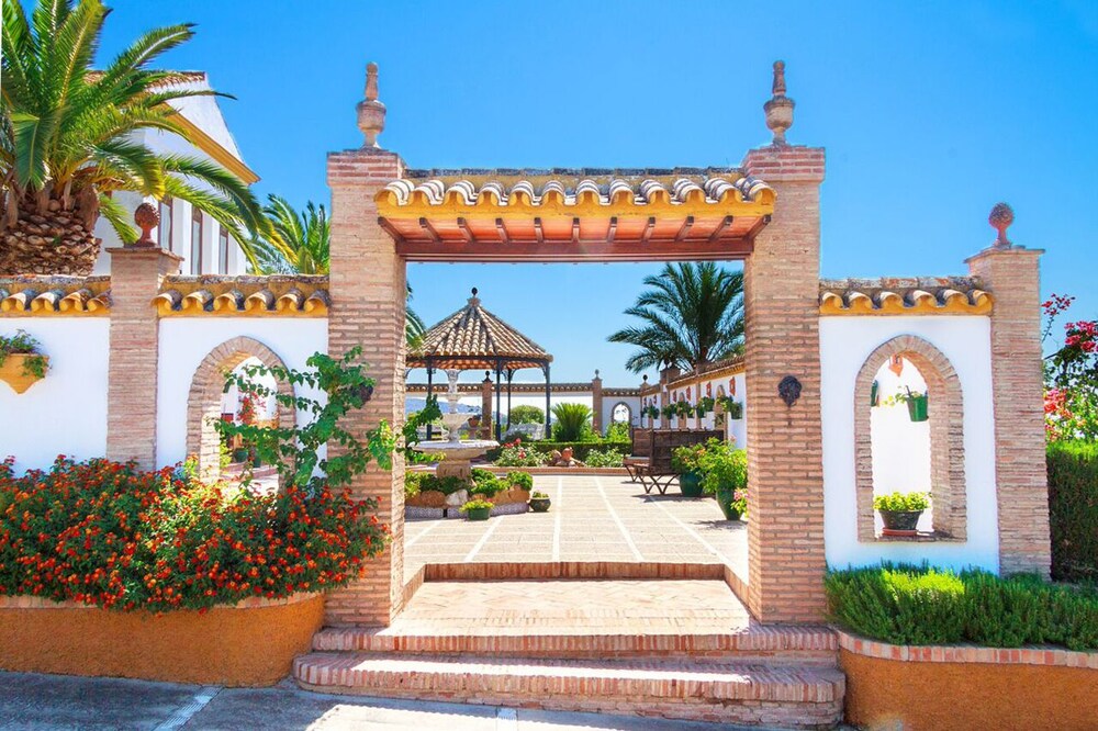 Cortijo Hacienda Nueva — Sevilla