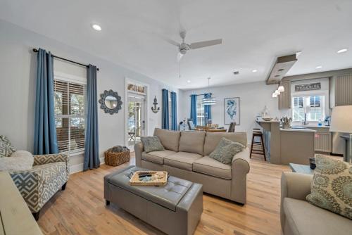 Magnolia Cottages Seacrest Flirty Flamingo Pet Friendly Resort Pool & Beach Access in Panama City Beach, United States