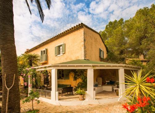 Manor House at Masia Nur Sitges Adults only — 4-Star Luxury Hotel in Canyelles, Spain