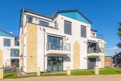 Hafenapartment 654 — 4-Star Luxury Hotel in Rechlin, Germany