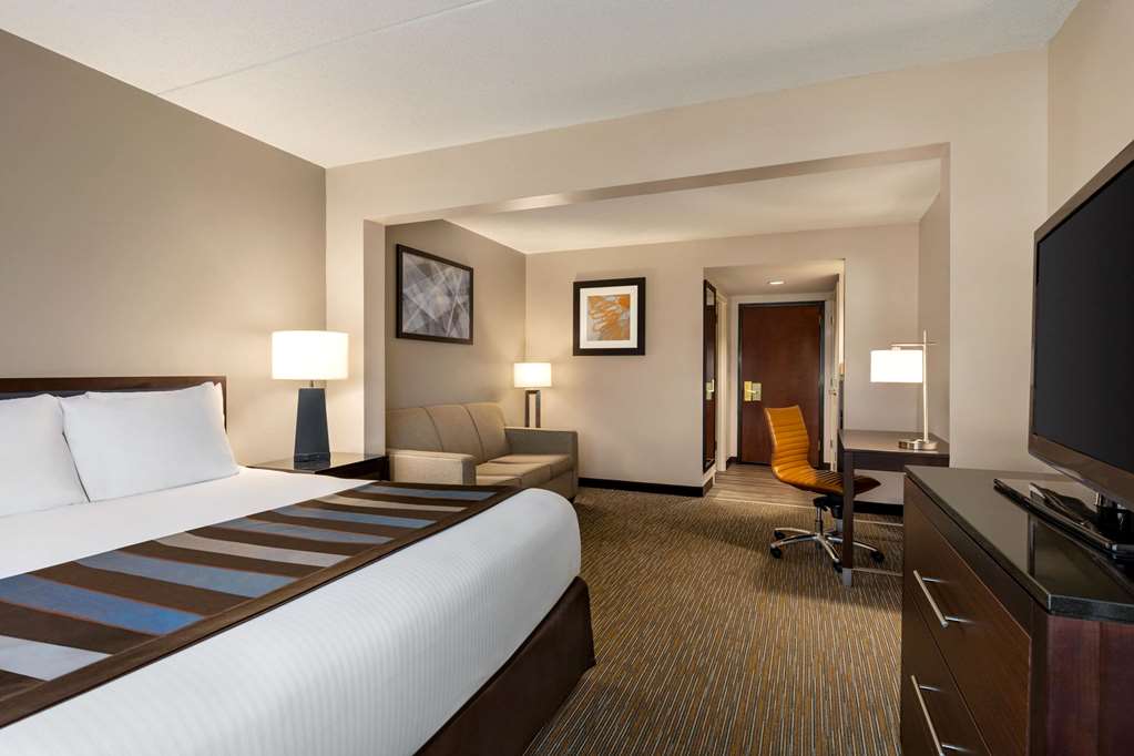 Wingate by Wyndham Wilmington - photo 16