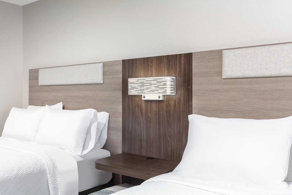 Holiday Inn Express Kearney by IHG - photo 7