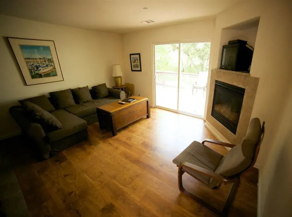 Hotel Charlotte Vacation Rentals - photo 12