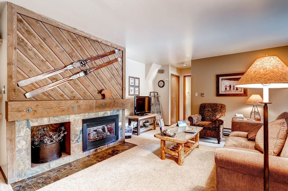 Flying Dutchman 1210 — 4-Star Luxury Hotel in Keystone, United States