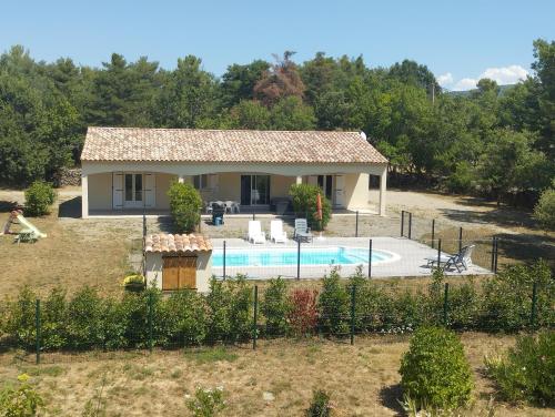 Se ressourcer au calme — hotel in Regusse