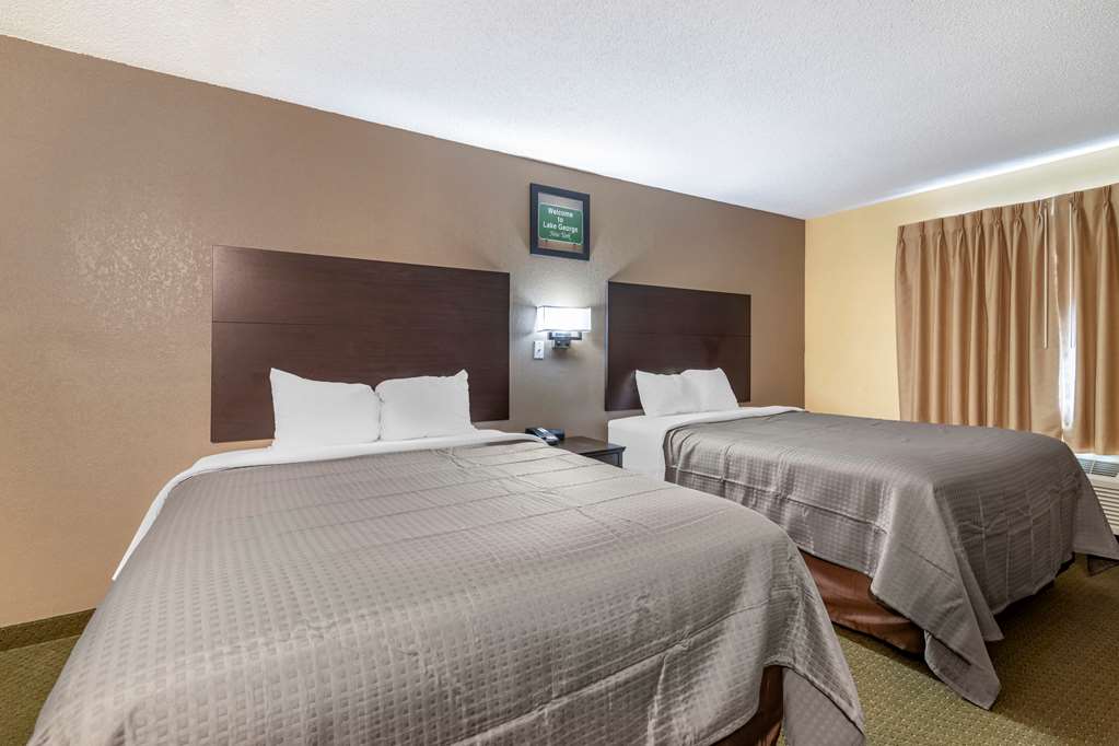 Rodeway Inn Lake George Outlets - photo 13