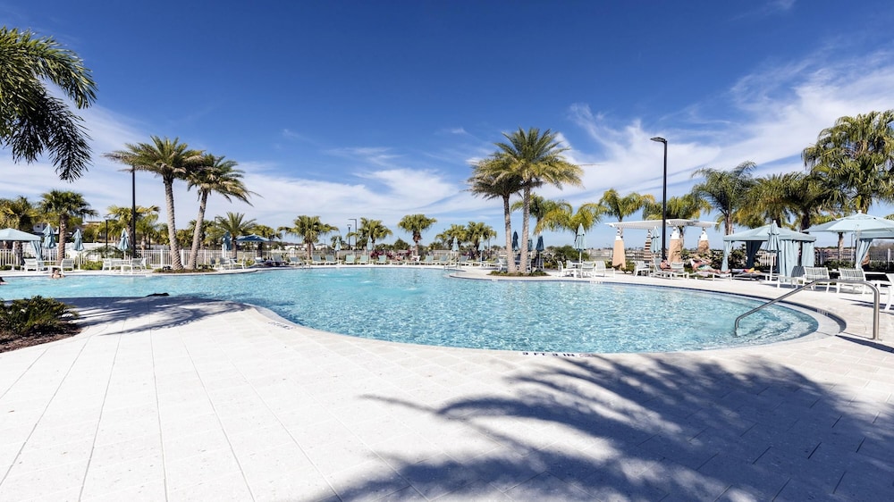Solara Resort Themed 2022 - photo 31