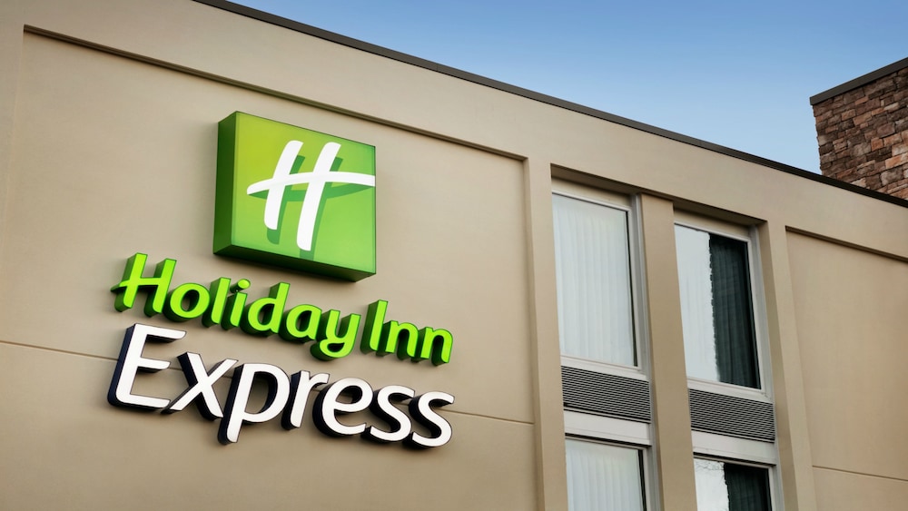 Holiday Inn Express Williamsbrg Busch Gardens Area by IHG - photo 40