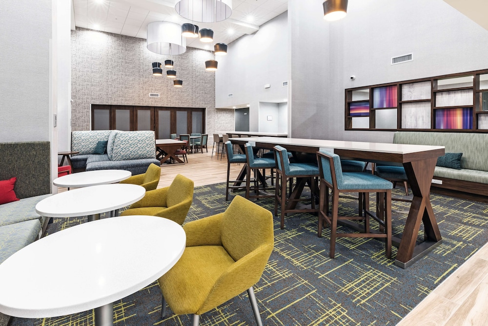 Hampton Inn & Suites Canyon - photo 4