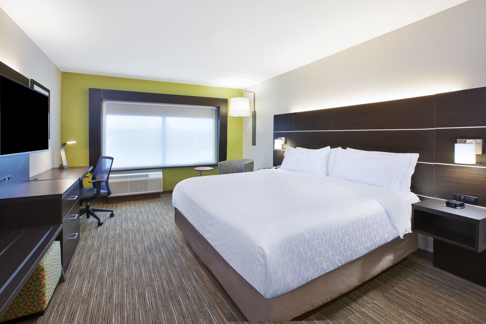 Holiday Inn Express & Suites Parkersburg East by IHG - photo 19