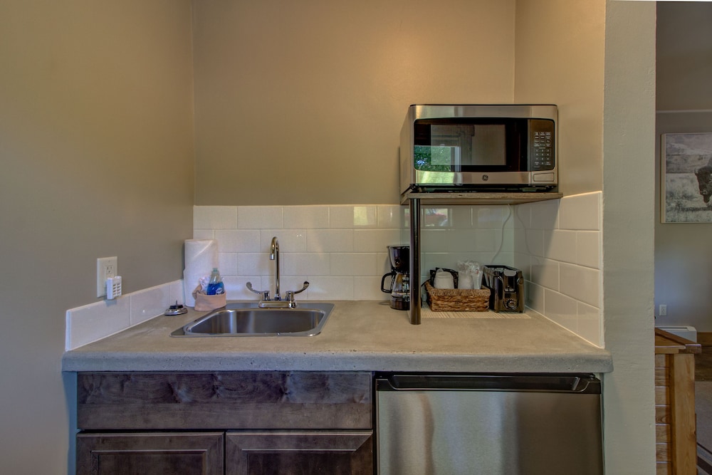 The Lodges of Oak Creek - photo 22