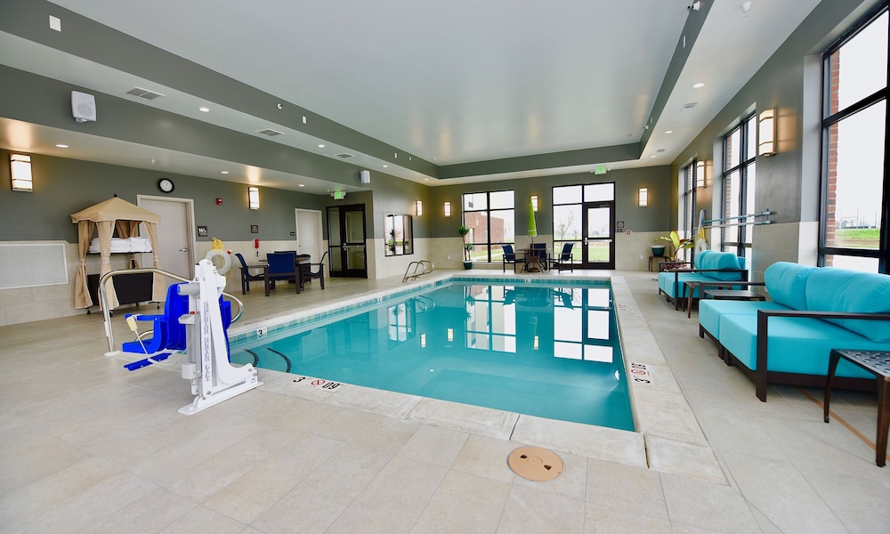 Hampton Inn Kirksville - photo 53