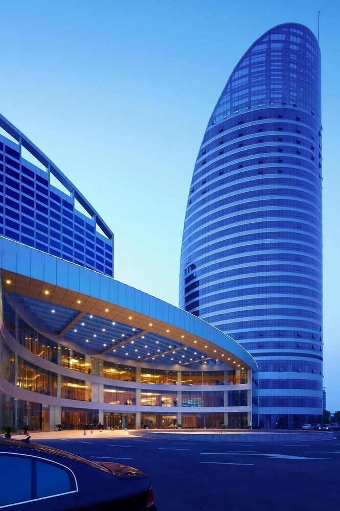 Jurong Yukun New Century Hotel Jiangsu in Zhenjiang, People's Republic of China