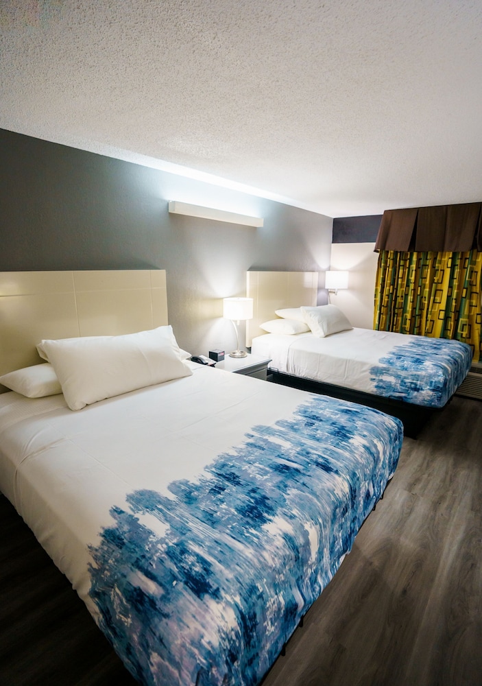 Lx Hotel Powered by ACW Circle - photo 37
