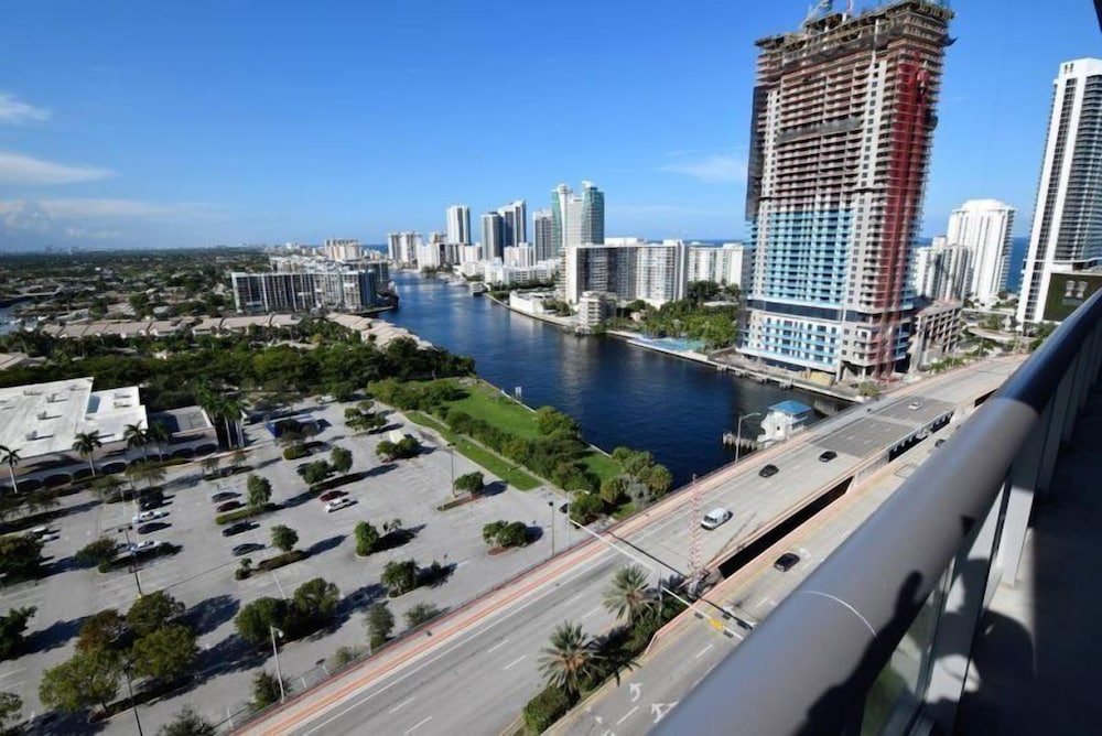 2 Bedroom Unit Across From Ocean @ Beachwalk Resort - photo 46