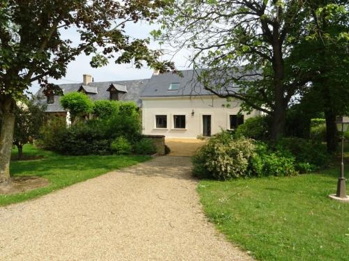 Gîte familial avec jardin et vélos proche Le Mans FR 1 410 146 — hotel in Saint-Gervais-En-Belin