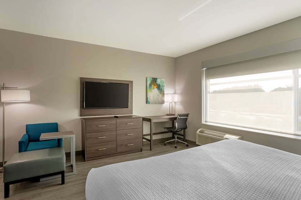 Best Western Plus Executive Residency Antioch Inn - photo 23