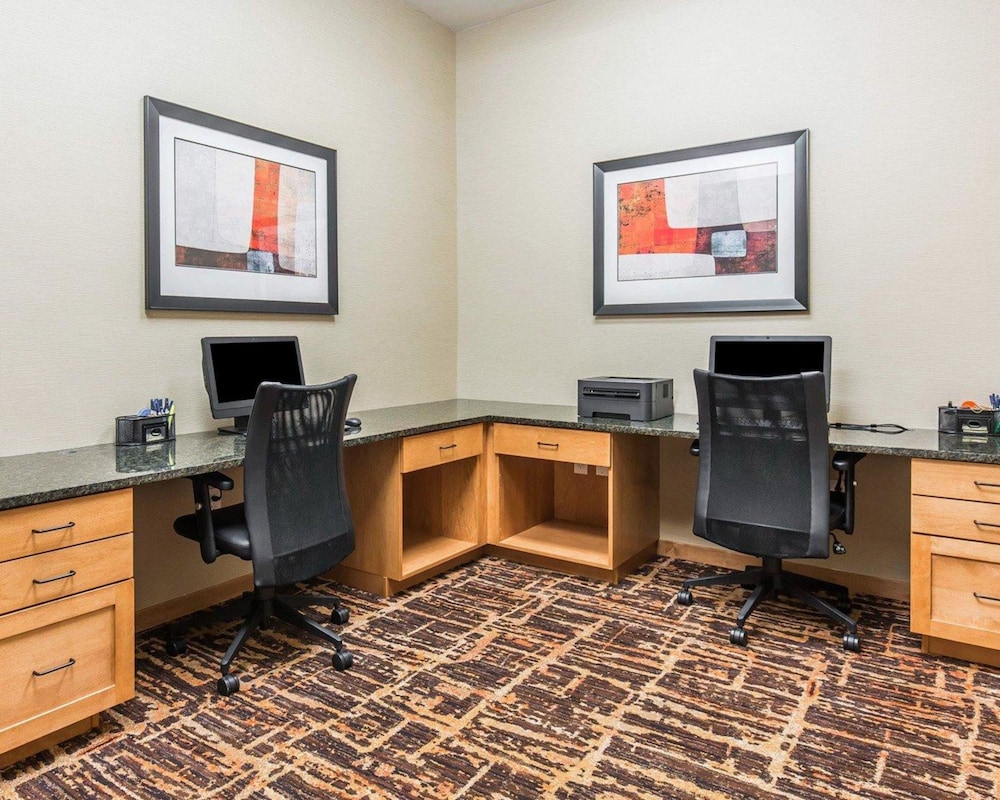 MainStay Suites Sidney Medical Center - photo 42