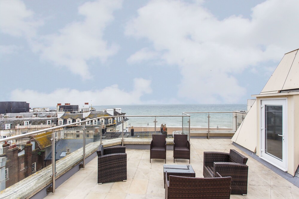 Brighton Beach Apartments — 4-Star Luxury Hotel in Brighton, United Kingdom