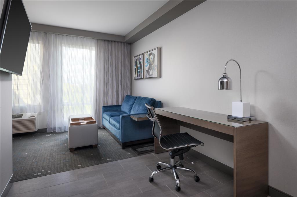 Best Western Premier Hotel at Fisher's Landing - photo 18