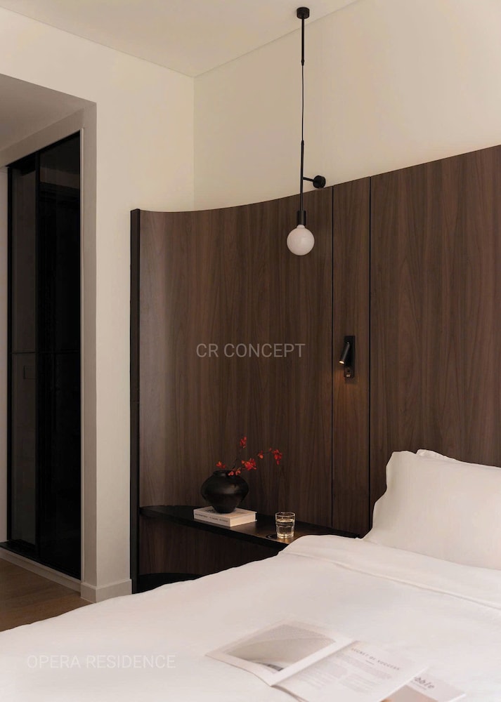 CR Concept Metropole High end Apartment — 4-Star Luxury Hotel in Ho Chi Minh City, Vietnam