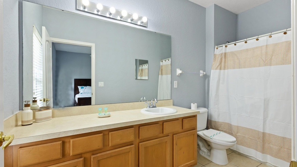 Coral Cay Resort #4 4 Bed 3 Baths Townhome - photo 18