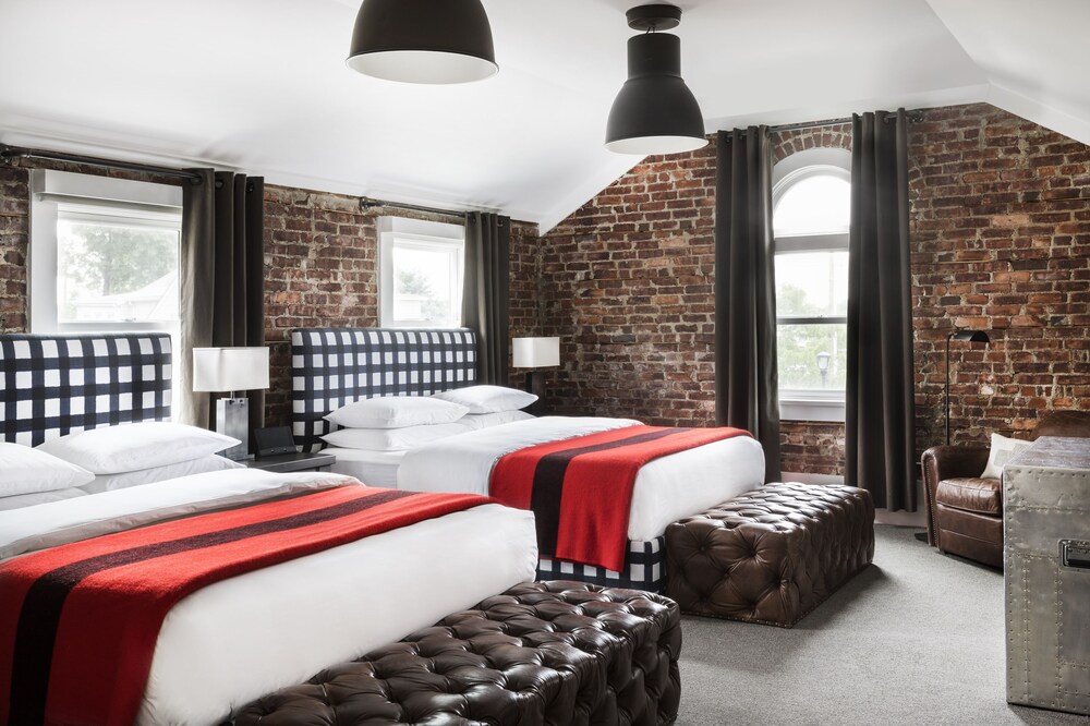 The George - photo 16