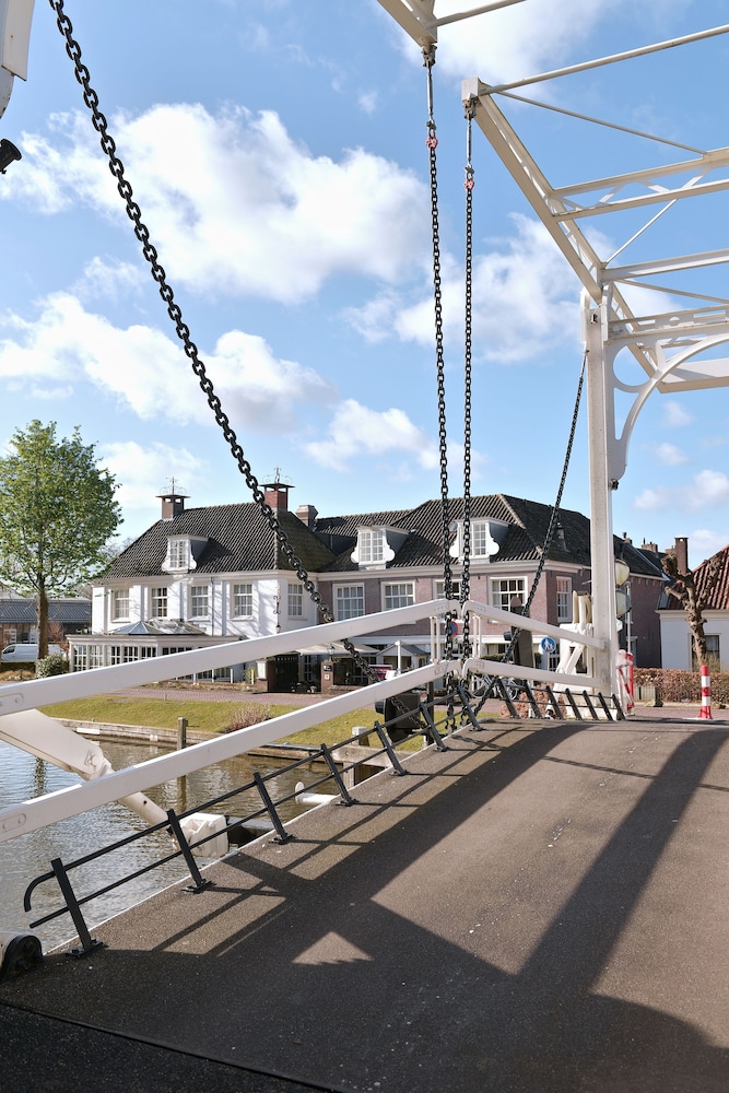 De Nederlanden — Hilversum