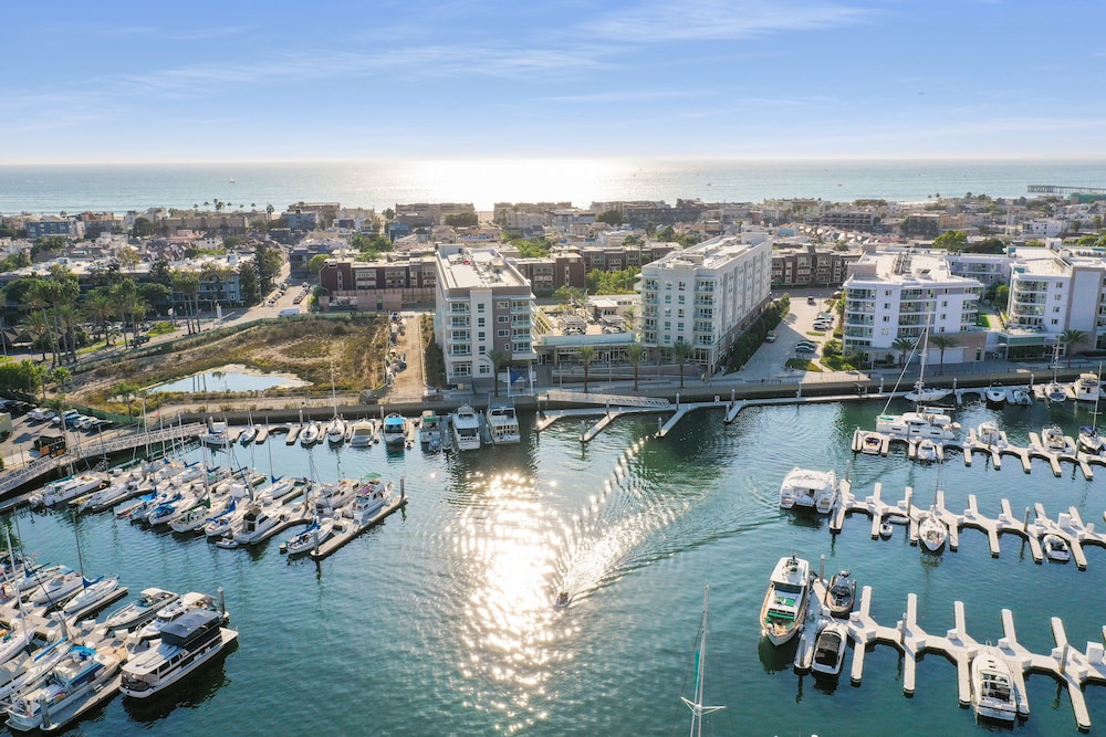 Residence Inn by Marriott Marina del Rey - photo 26