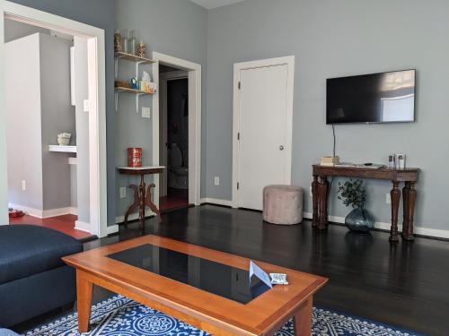 Trinity Park Retreat in Durham, United States