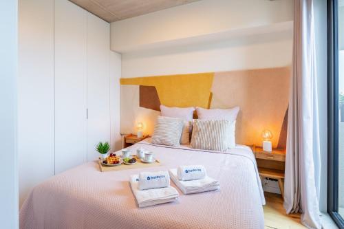 Host Wise Seaside Bright Flat w Balcony — 4-Star Luxury Hotel in Leca Da Palmeira, Portugal