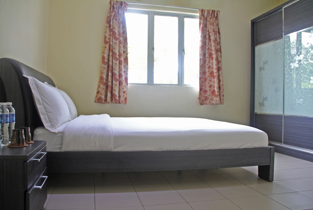 Desa Terrace — Kuah — photo 4