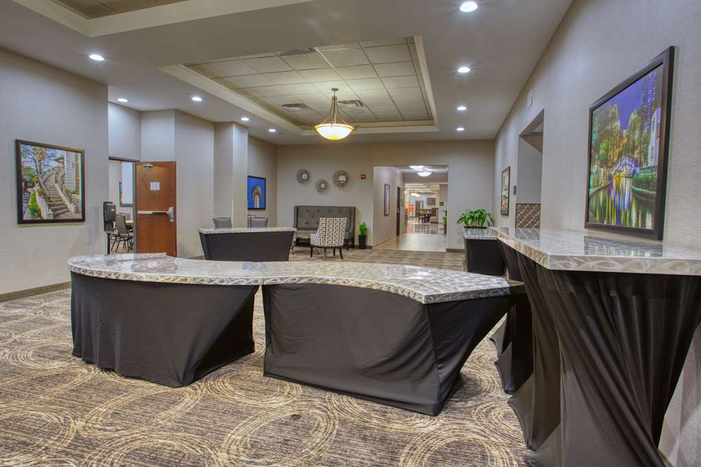 Drury Inn & Suites Near La Cantera Parkway - photo 69