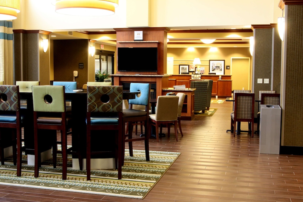 Hampton Inn & Suites Paducah - photo 2