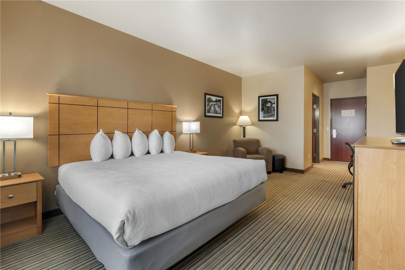 Best Western Shelby Inn & Suites - photo 24