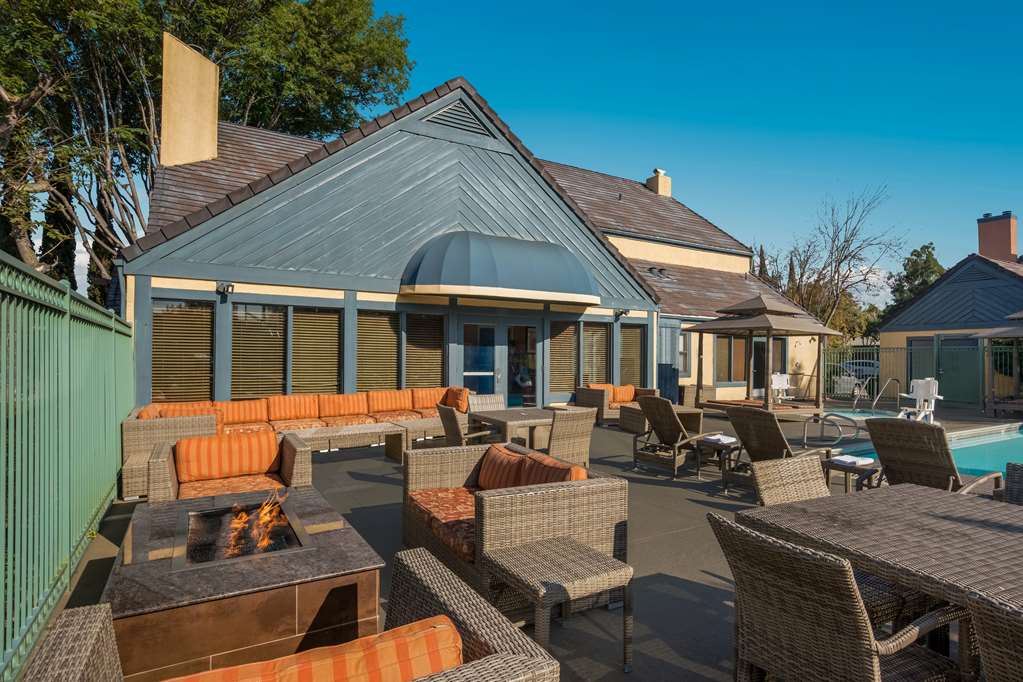 SenS Suites Livermore SureStay Collection by Best Western - photo 7