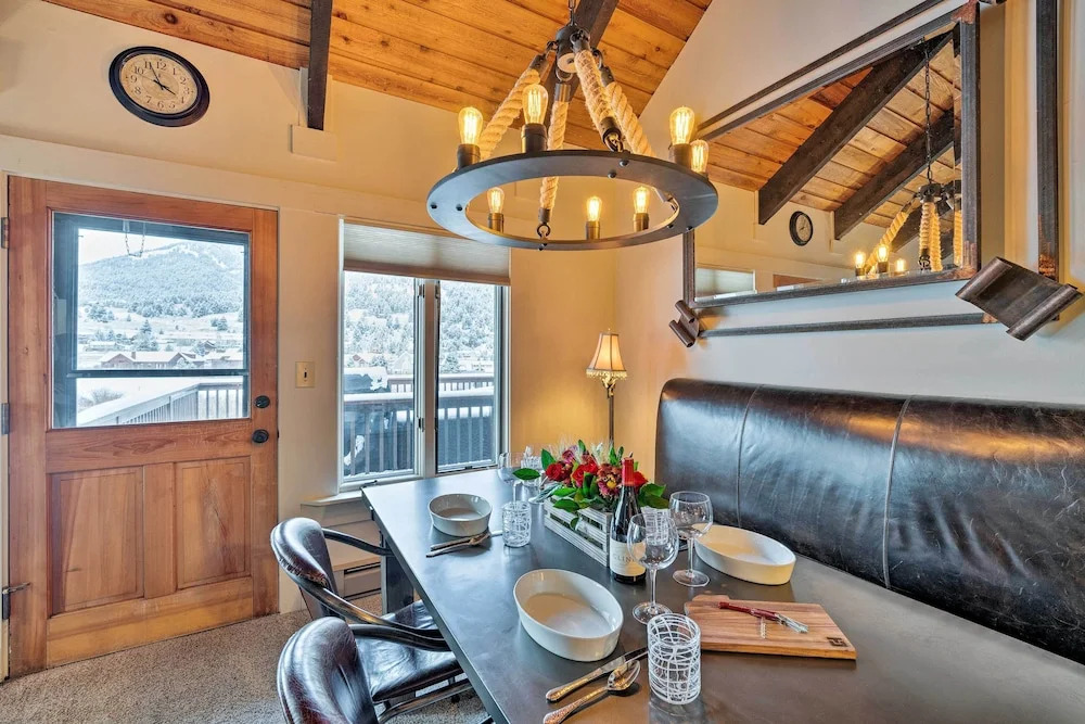 Big Sky Condo with Resort Amenities and Mountain Views in Big Sky, United States