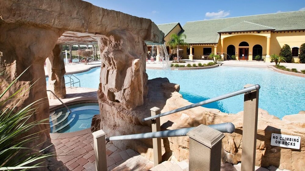 Resort Retreat - photo 8