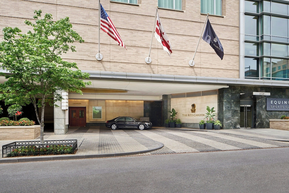 The Ritz Carlton Washington D.C. - photo 2