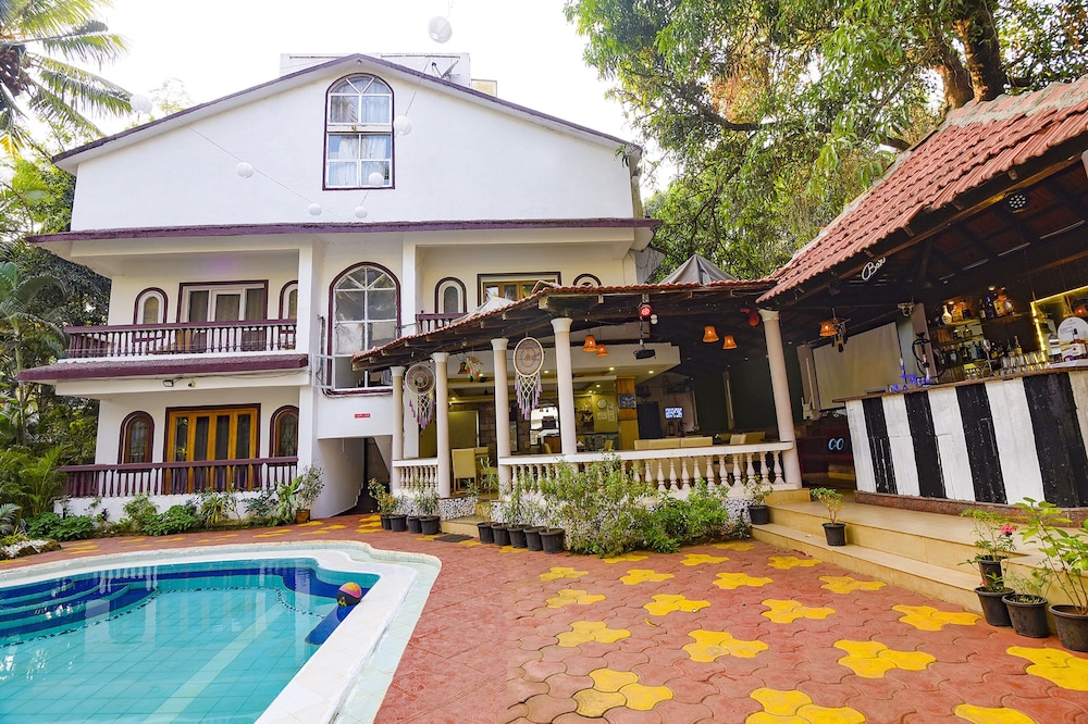 Fabexpress Devine Hospitality — Calangute — photo 2
