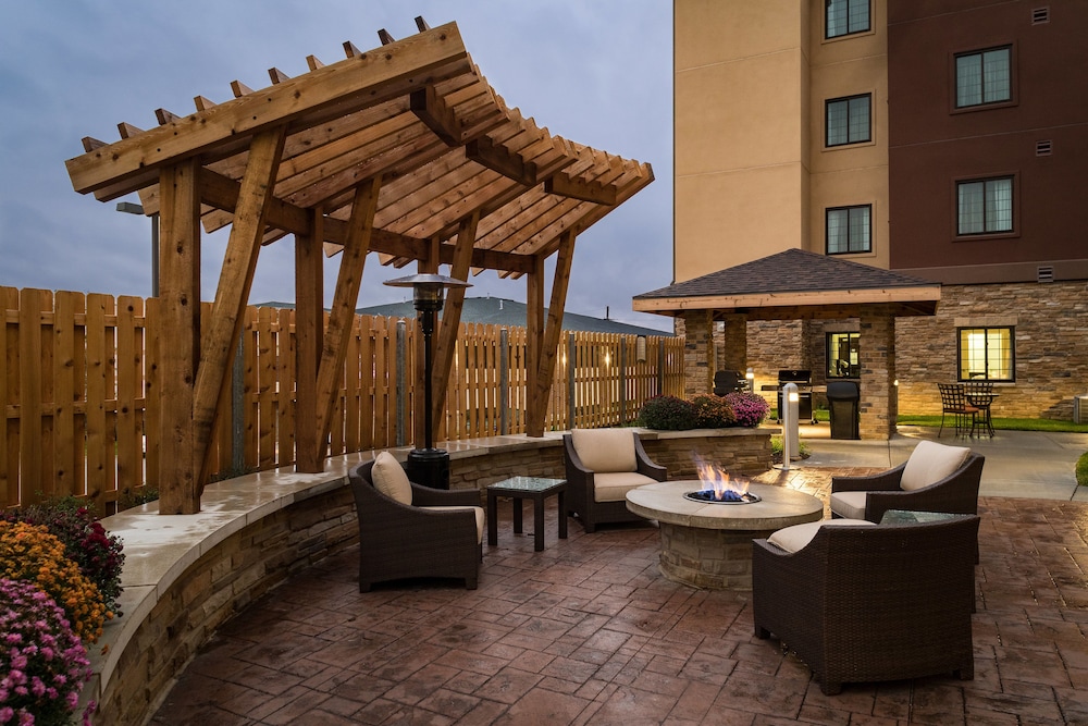 Staybridge Suites Omaha West by IHG - photo 21