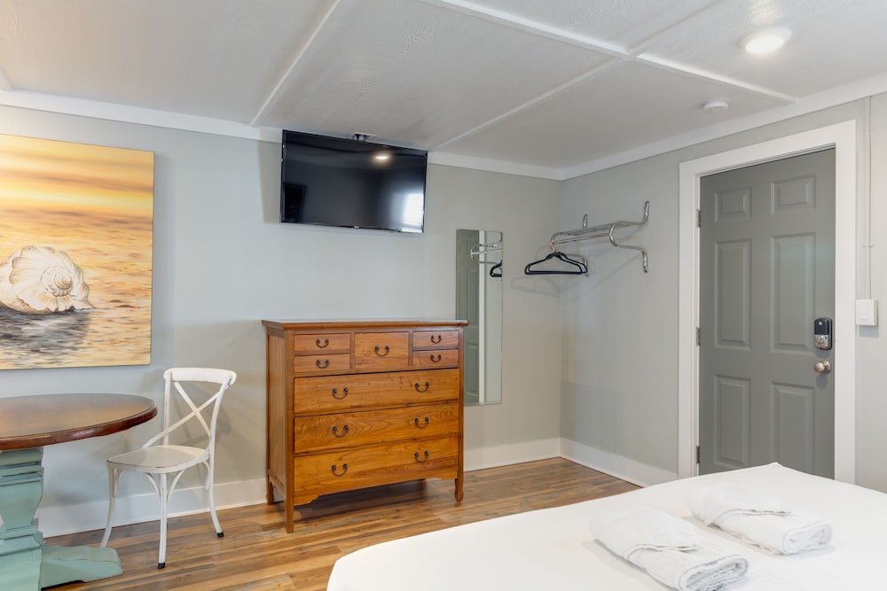 See Sea Motel - photo 40