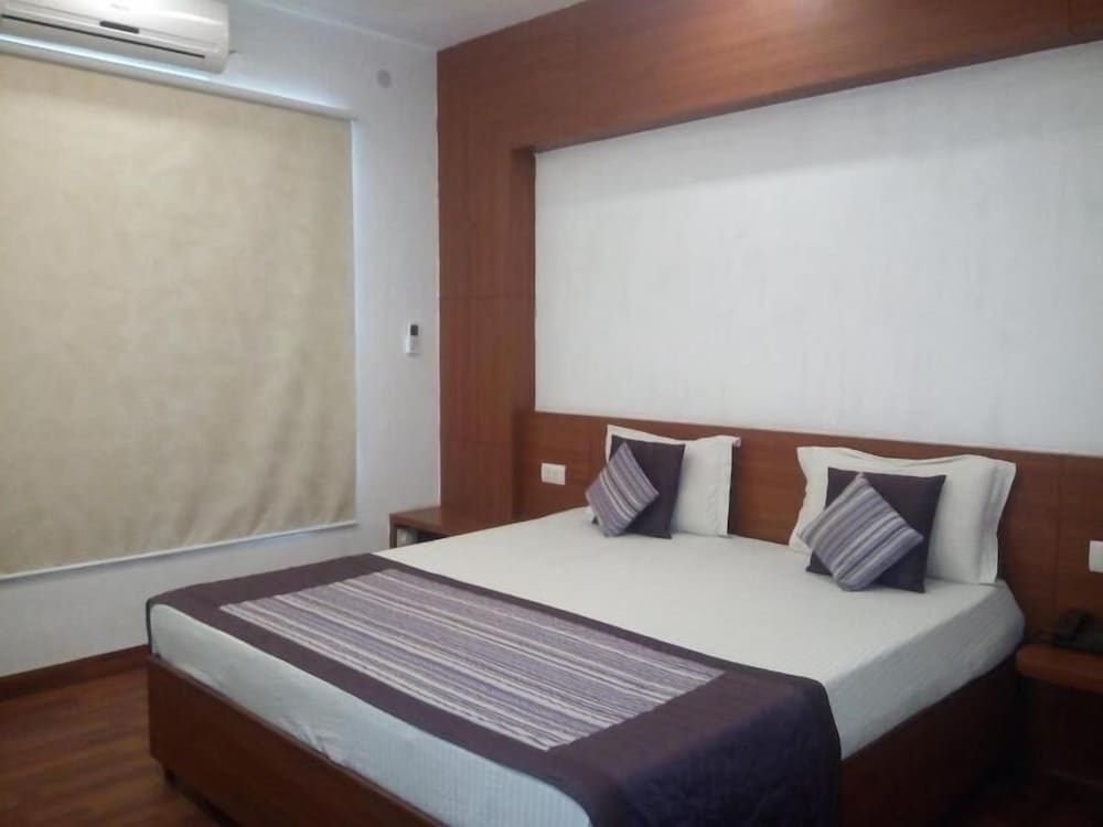Hotel Chaupal - last minute hotel in Gurgaon