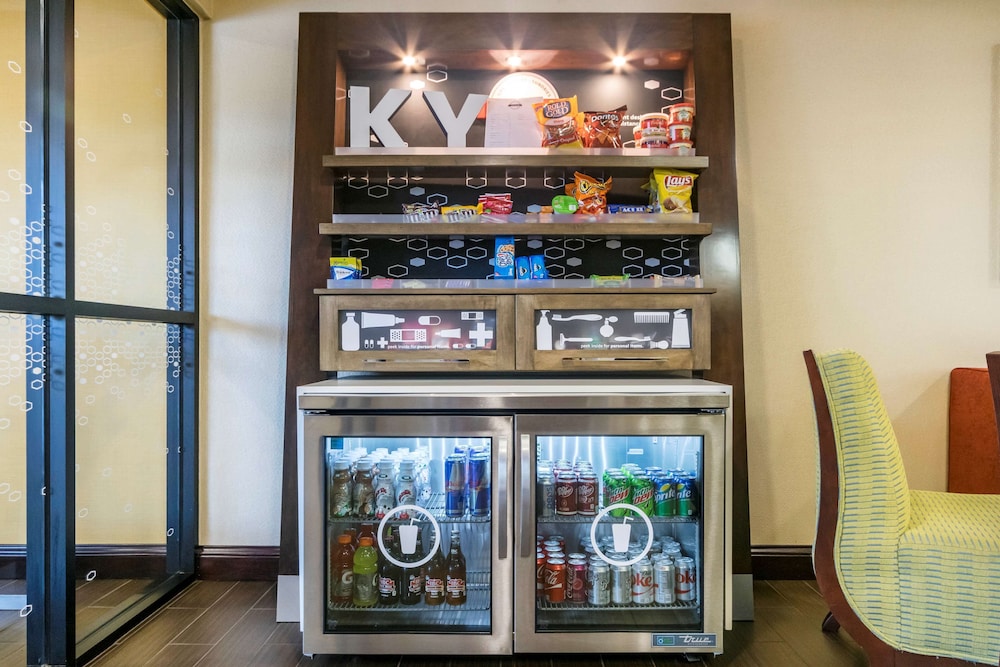 Hampton Inn Richmond - photo 3